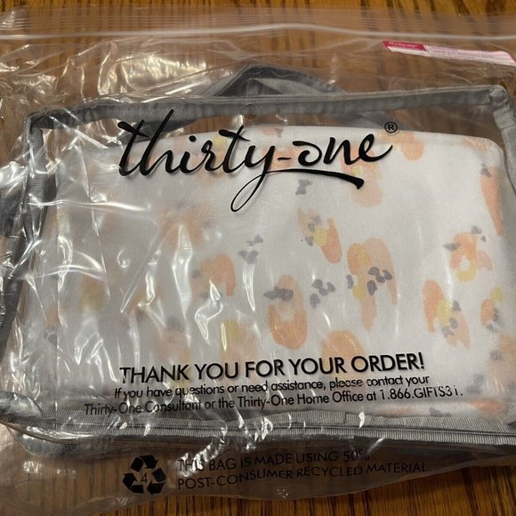 NWT Travel Pouches in Soft Watercolor Spots by Thirty-one - Picture 2 of 3
